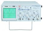 雙通道、4蹤;20MHz 帶寬;5倍放大器;交替觸發(fā).
