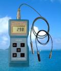 鐵基/非鐵基涂層測厚儀CM-8822應用：用磁性傳感器測量鋼、鐵等鐵磁質(zhì)金屬基體上的非鐵磁性涂層、鍍層,用渦流傳感器測量銅、鋁、鋅、錫等基體上的琺瑯、橡膠、油漆、塑料層等。廣泛用于制造業(yè)、金屬加工業(yè)、化工業(yè)、商檢等檢測領域。
