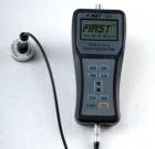  FIRST101 數(shù)字便攜式渦流導(dǎo)電儀,電導(dǎo)率測試范圍：0.5%IACS—110.0%IACS(0.28-64.0ms/m).分辯率：0.1%IACS.精度：±1% IACS.提離效應(yīng)：探頭補(bǔ)償0.004”(100μm),在制造過程中查驗(yàn)熱處理狀態(tài)，以及檢測服役條件下過熱損傷；檢測材料等級(jí)；檢測導(dǎo)體材料在生產(chǎn)和運(yùn)行狀態(tài)下的電導(dǎo)率；

