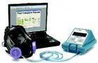 使用PortaCount+口罩安全性測試儀可以輕松地測試您的氣體面具、SCBA、口罩、肺結核防護面具、防塵面具等等.PortaCount+ 口罩安全性測試儀以快速與簡單操作為設計理念，專門測量各種規(guī)格的呼吸防護口罩內、外氣溶膠微粒濃度及其比例，顯示口罩之密合度數值。