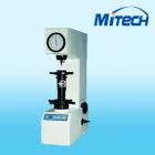 儀器簡介：
HRM-45DT型電動(dòng)表面洛氏硬度計(jì)是一種通過電動(dòng)加載、保荷卸荷的半自動(dòng)測試金屬材料表面硬度的洛氏硬度計(jì)。具有操作更簡便、壓痕微小、精度高等特點(diǎn)。
