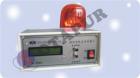 SL-038A接地系統(tǒng)監(jiān)測(cè)報(bào)警儀產(chǎn)品特點(diǎn)：

自動(dòng)報(bào)警，對(duì)接地系統(tǒng)狀況實(shí)時(shí)監(jiān)測(cè)報(bào)警；接地系統(tǒng)監(jiān)測(cè)電阻值可調(diào)（0-500Ω）；根據(jù)工作流水線接地電阻值的要求，設(shè)定對(duì)地監(jiān)測(cè)最佳阻值，超過(guò)設(shè)定電阻時(shí)，將會(huì)進(jìn)行聲光報(bào)警；接地系統(tǒng)斷線時(shí)立即聲光報(bào)警。